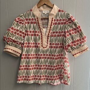 NWT Floral Entro Blouse Size Large V Neck New with Tags